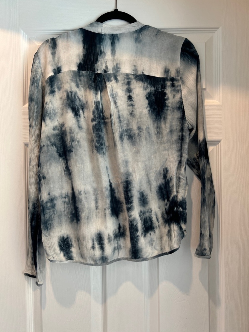 Swell Blue, Black & White Tie-Dye Surplice Blouse - Picture 5 of 7